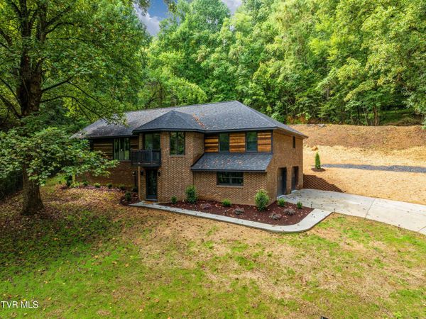 150 Stone Dye Drive, Elizabethton, TN 37643