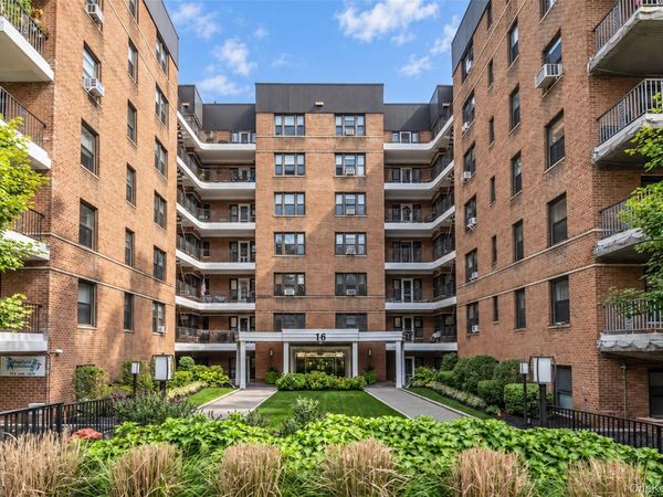 16 N Broadway , Unit 4J, White Plains, NY 10601