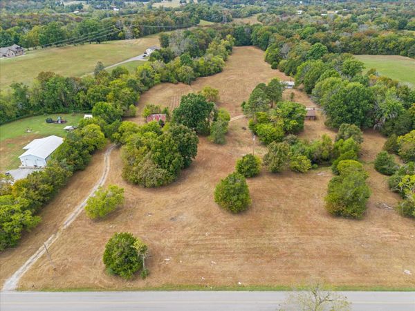 2480 Leeville Rd , Mount Juliet, TN 37122