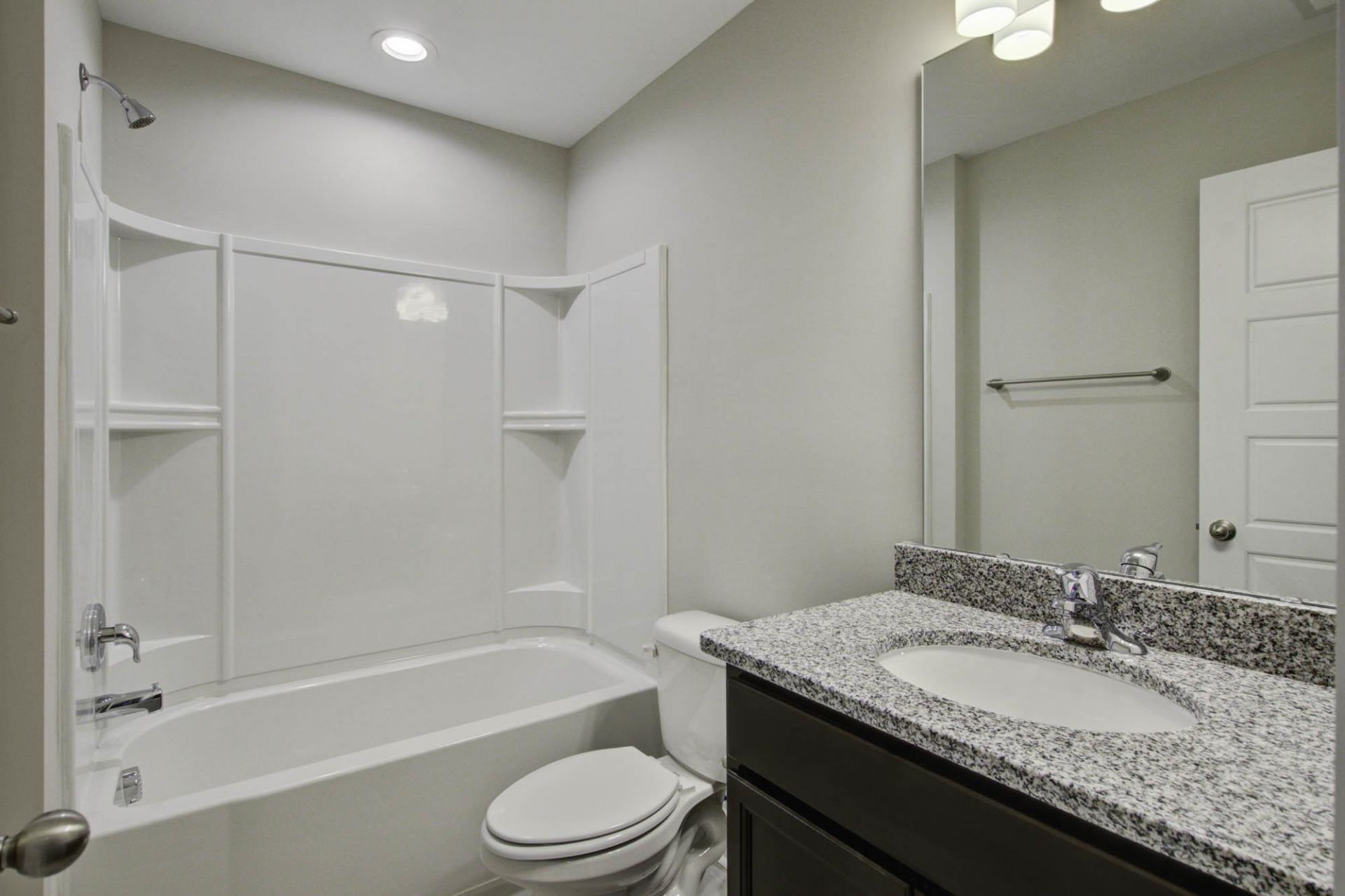 79 Madison Dr.  Photo 21