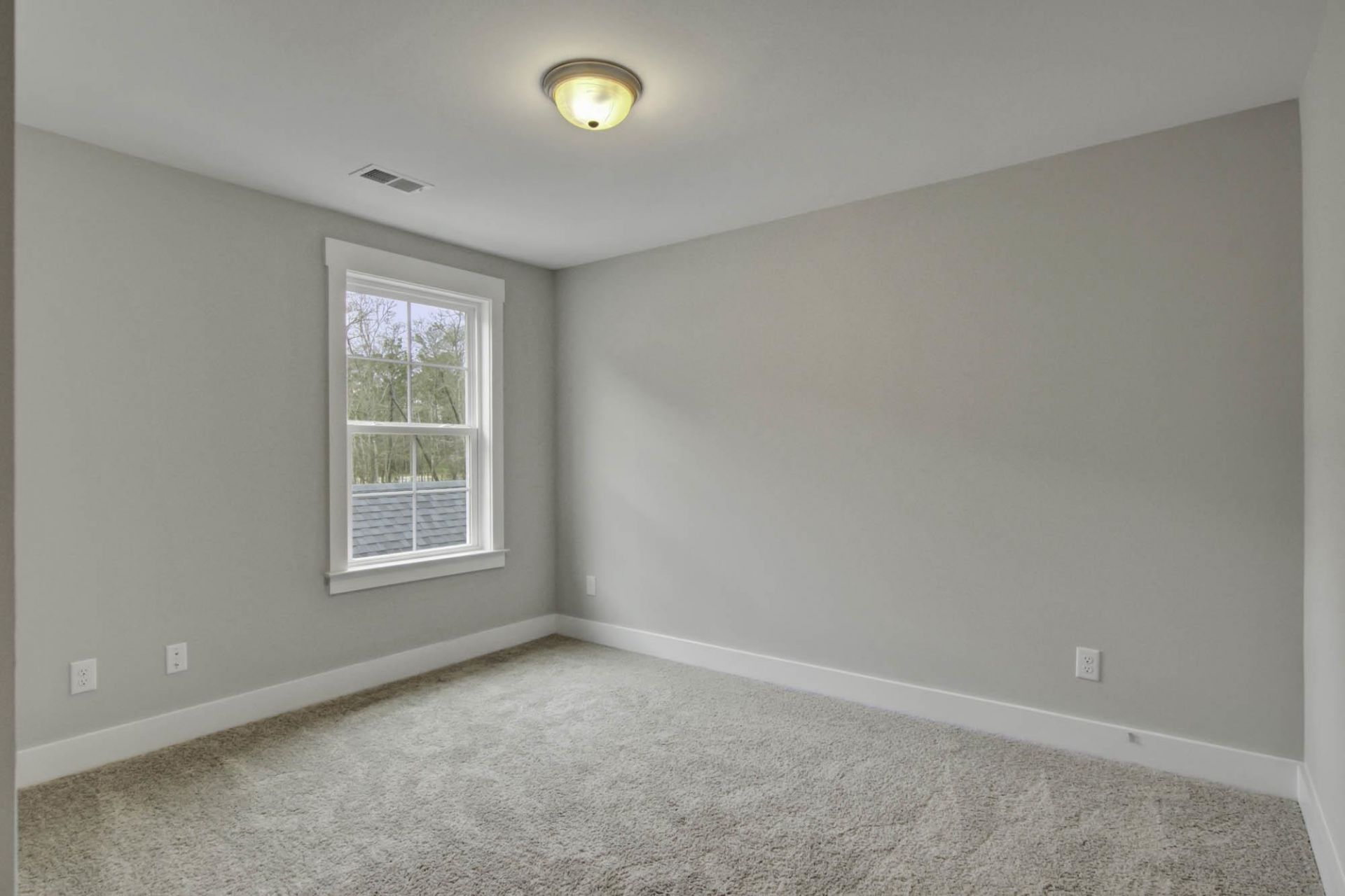 79 Madison Dr.  Photo 22