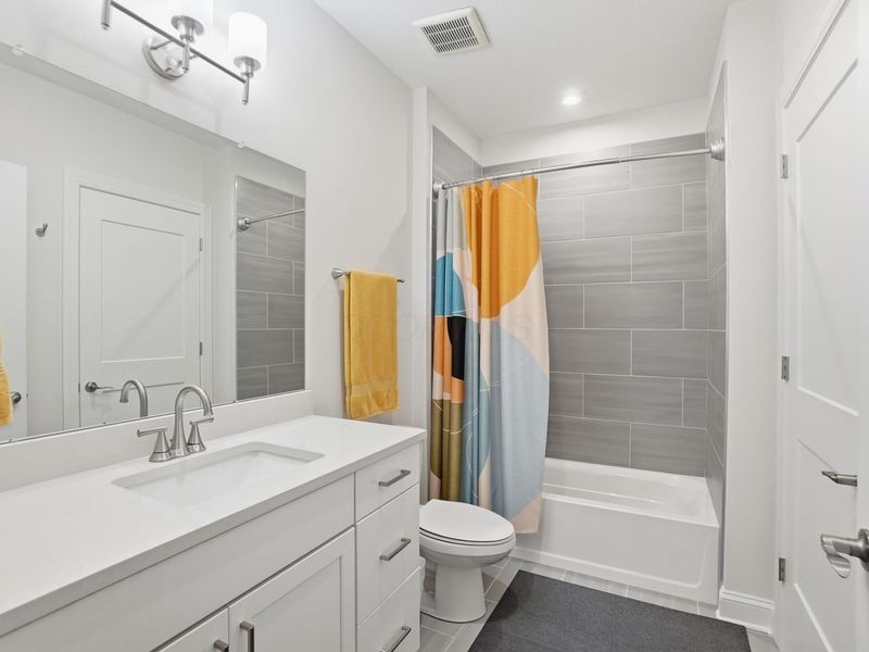 5233 Highpointe Lakes Drive, Unit 202, Westerville, OH 43081 Photo 43