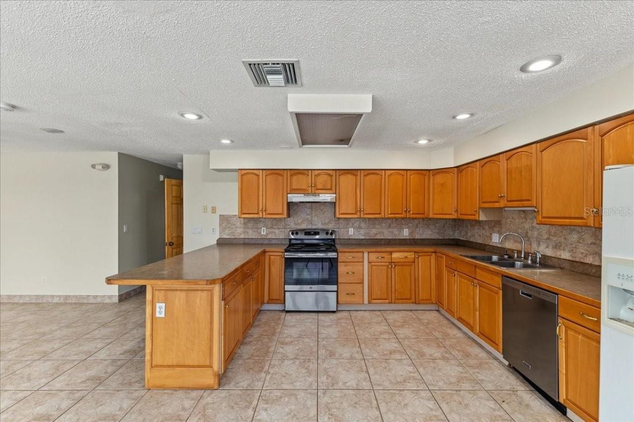 6880 S Atlantic Avenue, New Smyrna Beach, FL 32169 Photo
