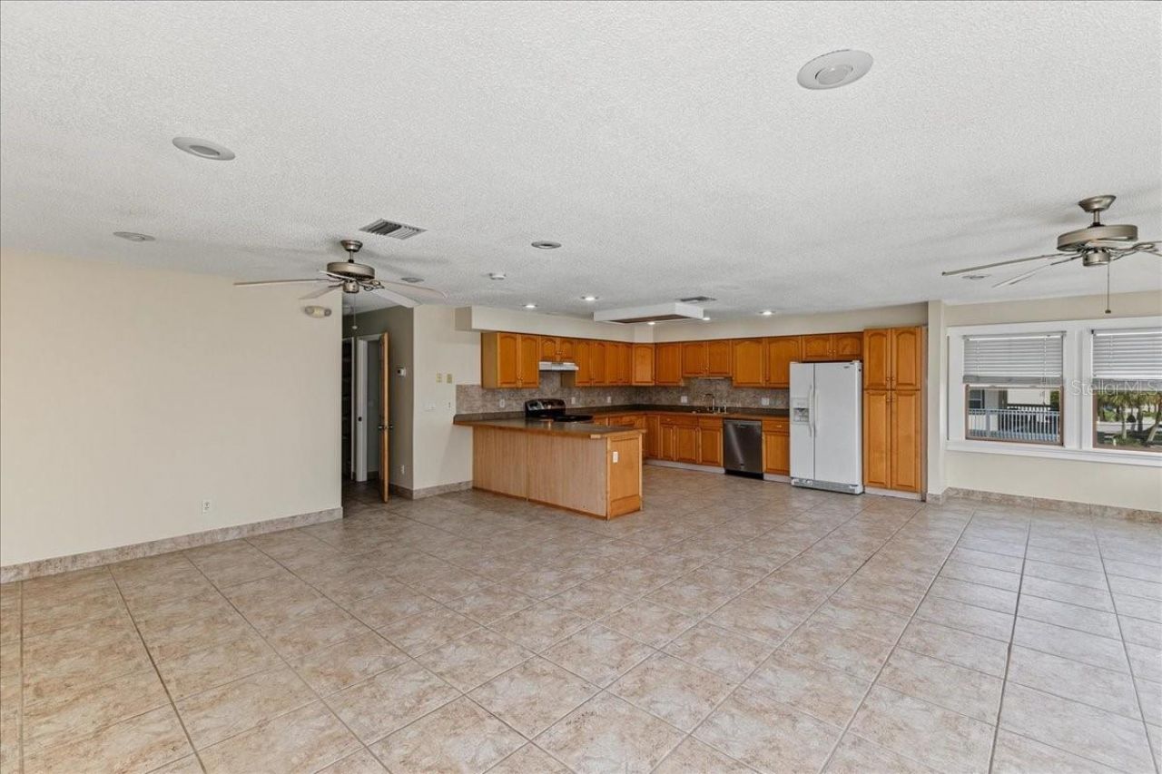 6880 S Atlantic Avenue, New Smyrna Beach, FL 32169 Photo