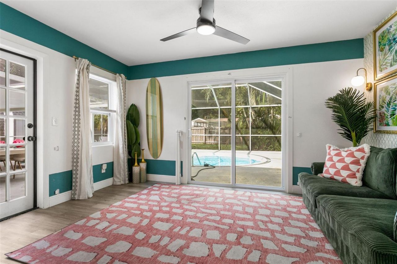 412 Deville Drive E, Largo, FL 33771 Photo