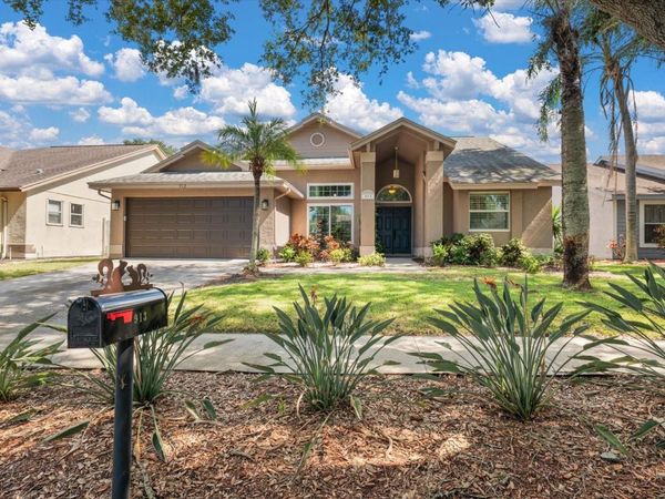 913 WESTWINDS BOULEVARD , TARPON SPRINGS, FL 34689