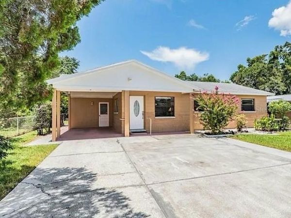 4828 EL CAPISTRANO DRIVE , TAMPA, FL 33634