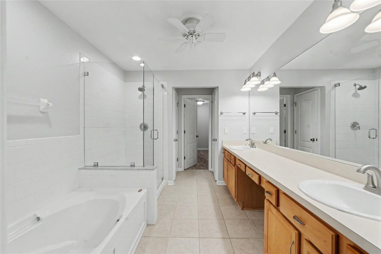 4635 Pond Ridge Drive , Riverview, FL 33578 Photo