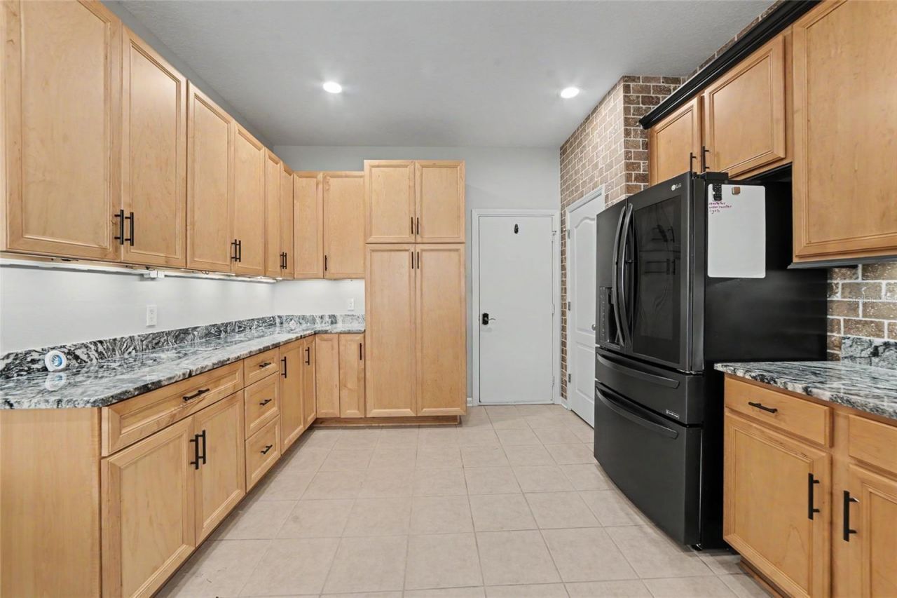 4635 Pond Ridge Drive , Riverview, FL 33578 Photo