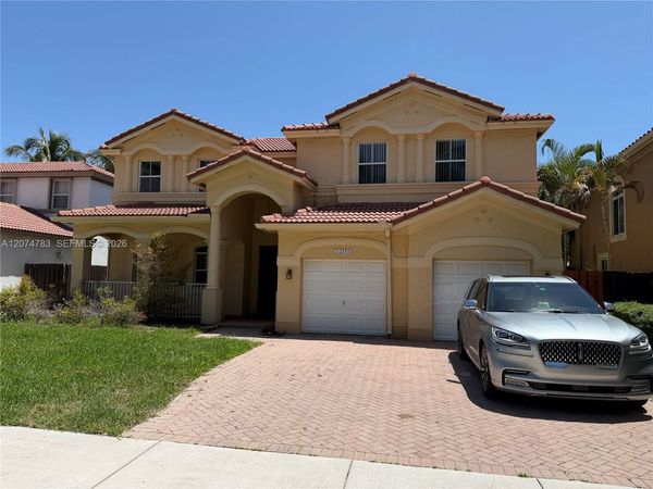 12141 SW 122nd Path , Miami, FL 33186