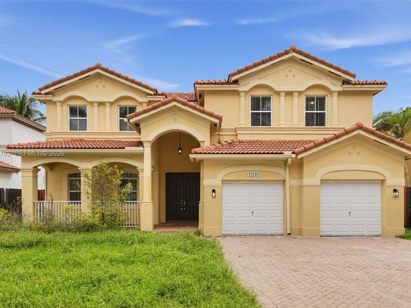 12141 SW 122nd Path, Miami, FL 33186