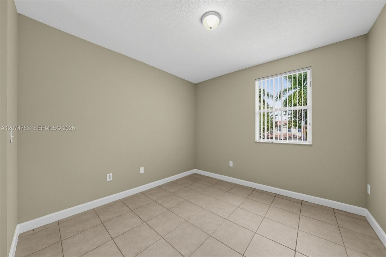 12141 SW 122nd Path, Miami, FL 33186 Photo