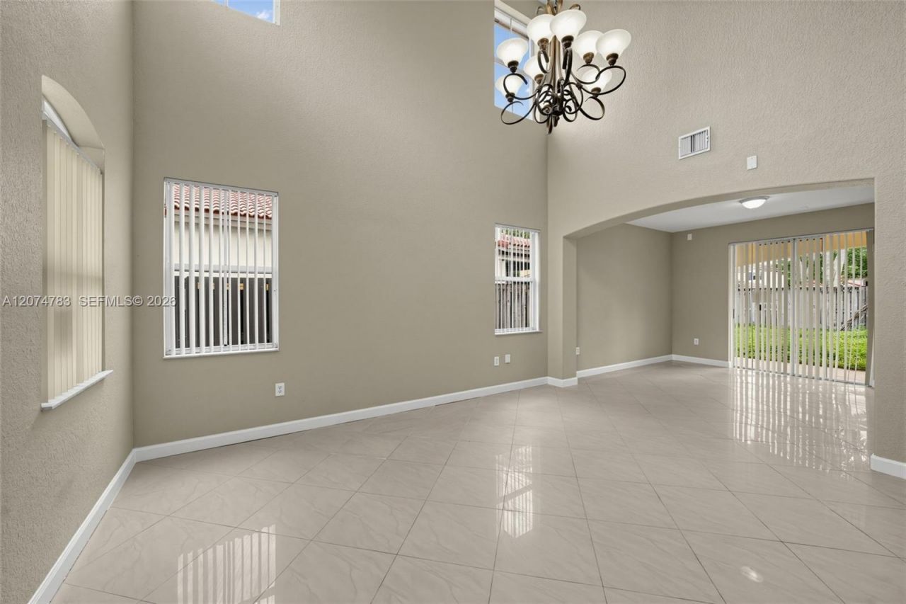 12141 SW 122nd Path, Miami, FL 33186 Photo