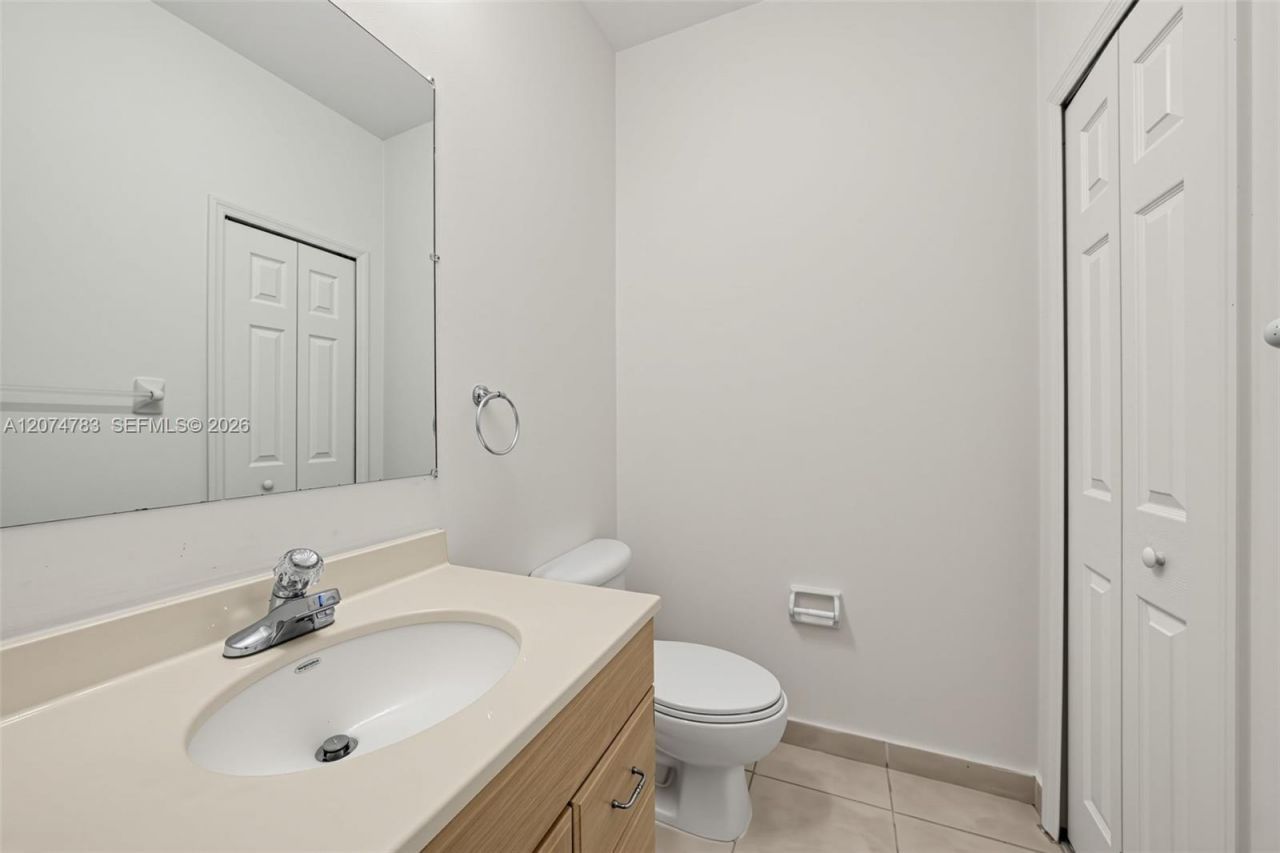12141 SW 122nd Path, Miami, FL 33186 Photo