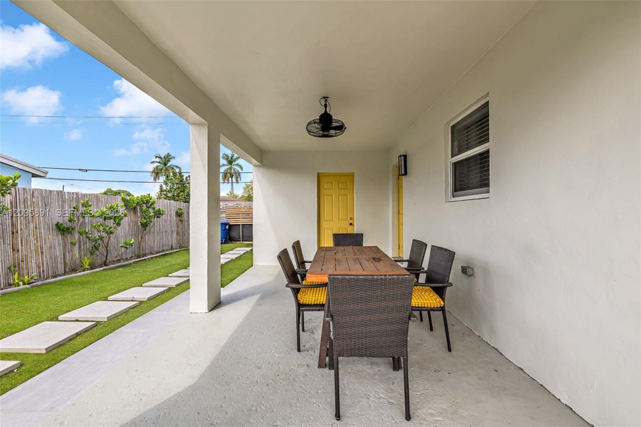 2851 NW 174th St, Miami Gardens, FL 33056 Photo