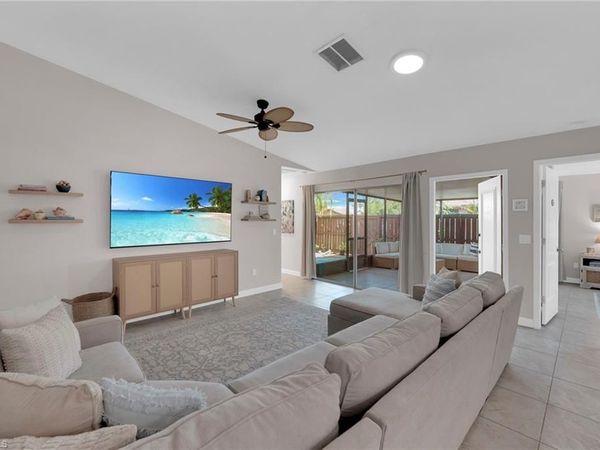 6353 Royal Woods DR, FORT MYERS, FL 33908