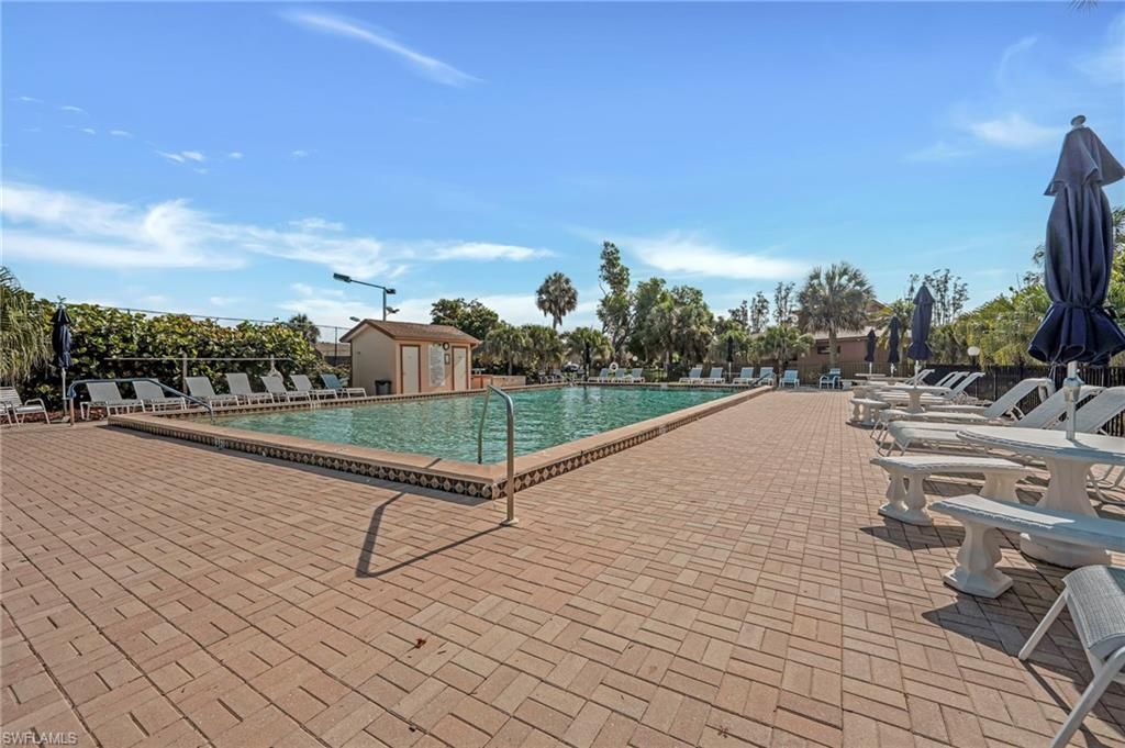 6353 Royal Woods Dr, Fort Myers, FL 33908 Photo