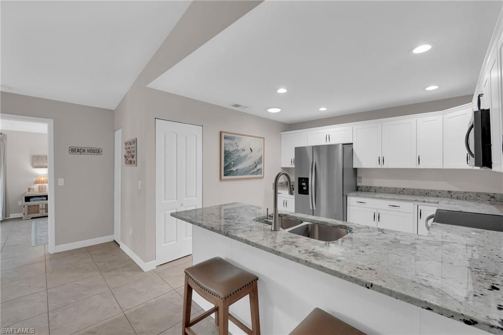 6353 Royal Woods Dr, Fort Myers, FL 33908 Photo