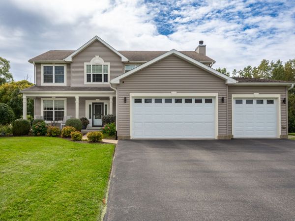 364 Abbey Lane , Antioch, IL 60002