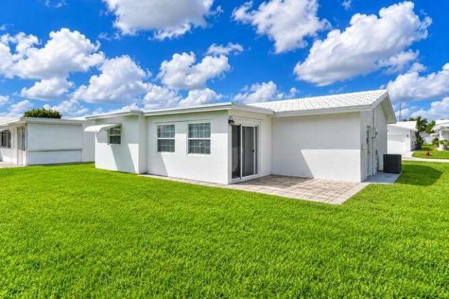 116 SW 10th Court, Boynton Beach, FL 33426 Photo