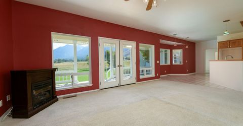 237 Laura Springs Circle, Gardnerville, NV 89460 Photo