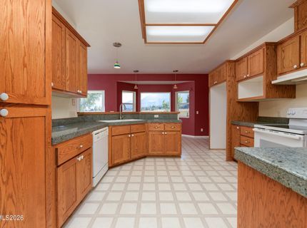 237 Laura Springs Circle, Gardnerville, NV 89460 Photo