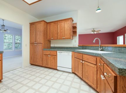 237 Laura Springs Circle, Gardnerville, NV 89460 Photo