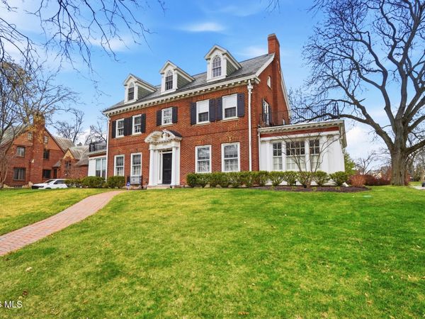 2006 Mount Vernon Avenue, Toledo, OH 43607