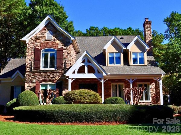 176 Vineyard Drive, Mooresville, NC 28117
