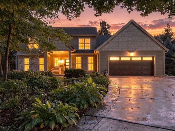 4949 Lake Dr, West Bend, WI 53095