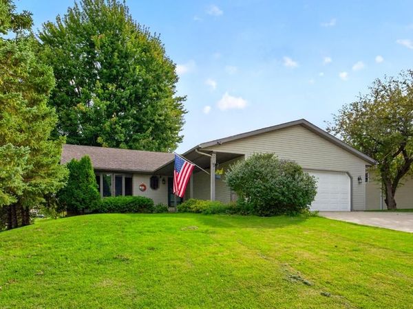 516 4th Avenue NE, Byron, MN 55920
