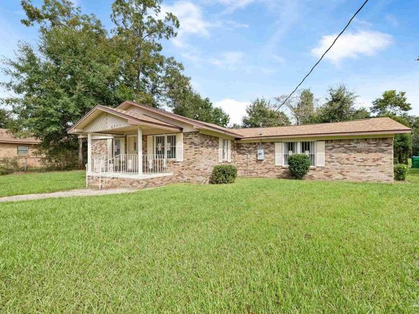 6971 Jefferson Ave, Century, FL 32535