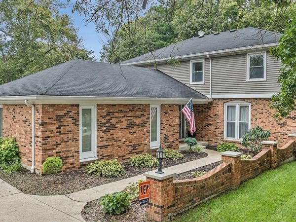 2264 Rolling Hills Boulevard, Fairfield, OH 45014