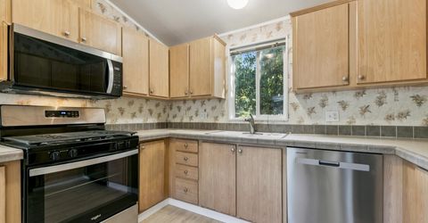 176 Crescent Drive, Stateline, NV 89449 Photo