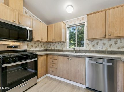 176 Crescent Drive, Stateline, NV 89449 Photo
