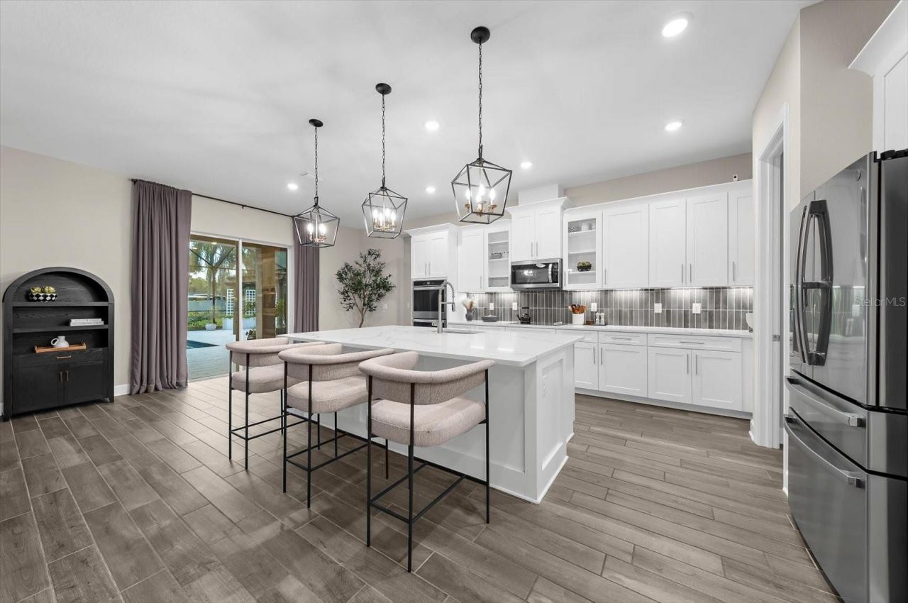 1118 Lake Hanna Drive, Lutz, FL 33549 Photo