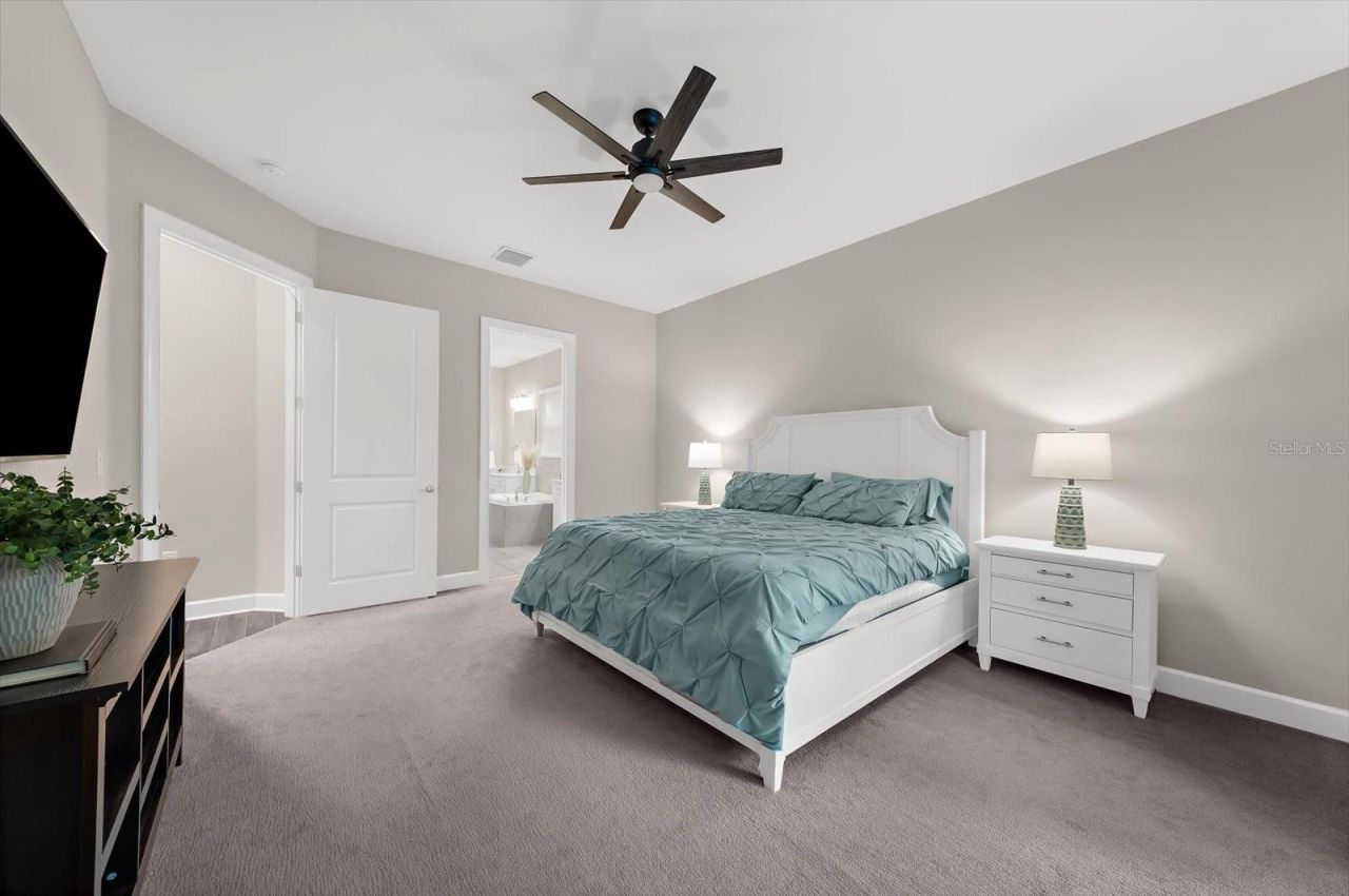 1118 Lake Hanna Drive, Lutz, FL 33549 Photo