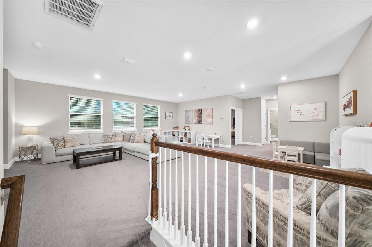 1118 Lake Hanna Drive, Lutz, FL 33549 Photo