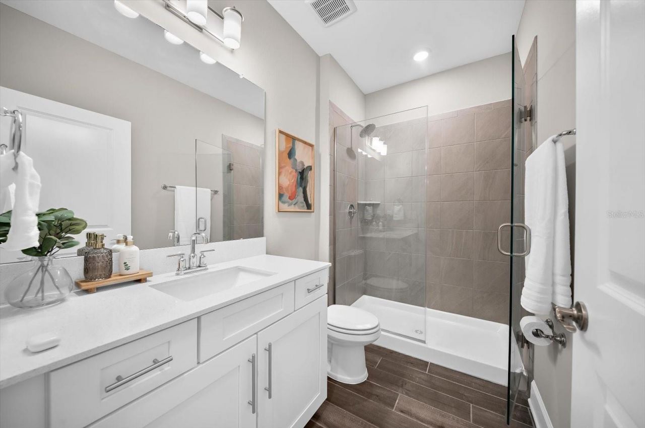 1118 Lake Hanna Drive, Lutz, FL 33549 Photo