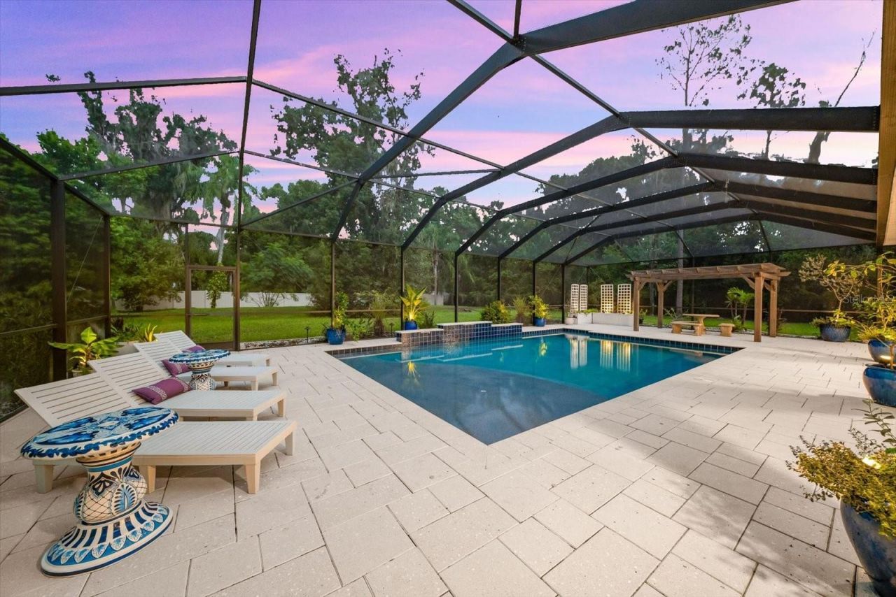 1118 Lake Hanna Drive, Lutz, FL 33549 Photo