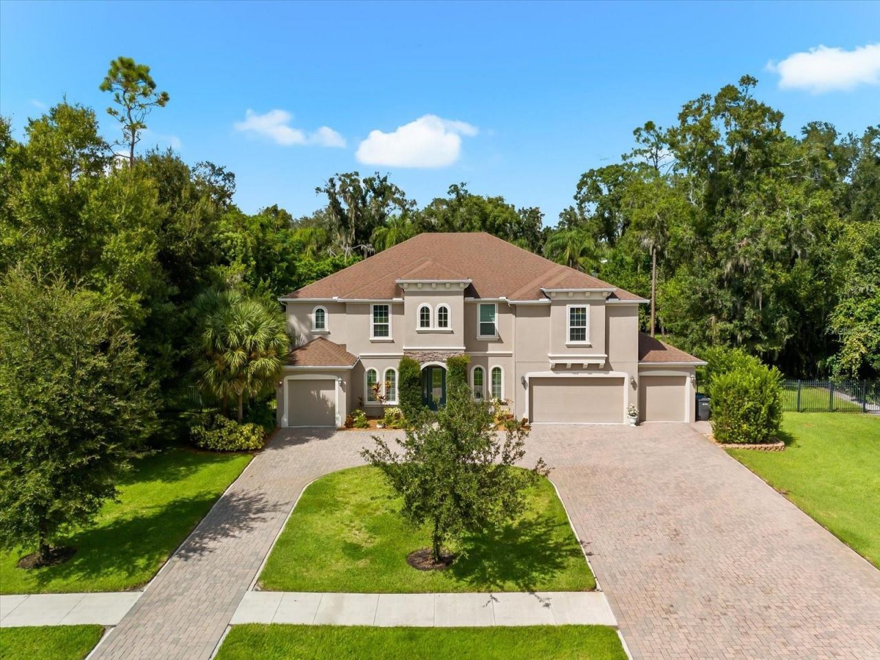 1118 Lake Hanna Drive, Lutz, FL 33549 Photo