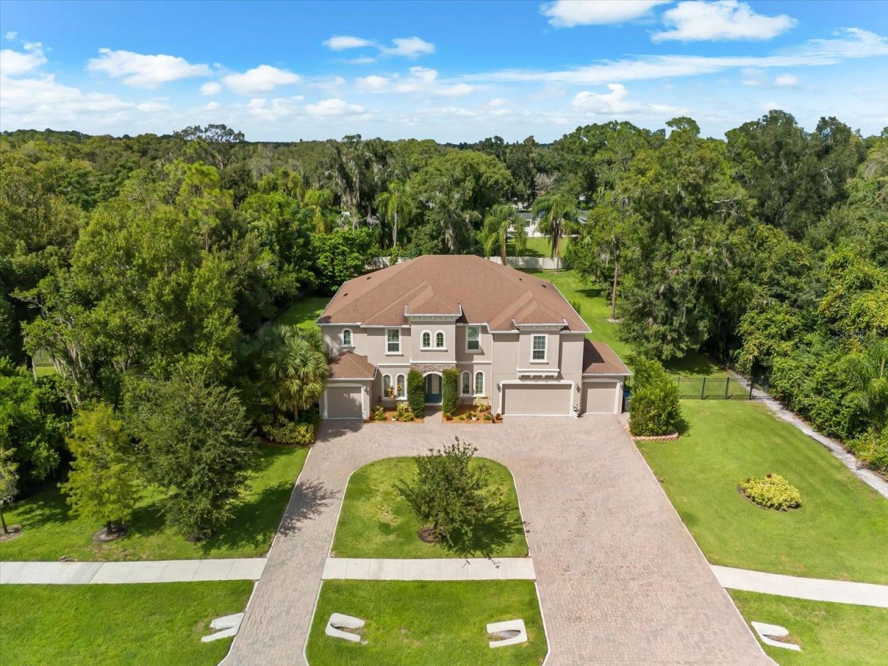 1118 Lake Hanna Drive, Lutz, FL 33549 Photo