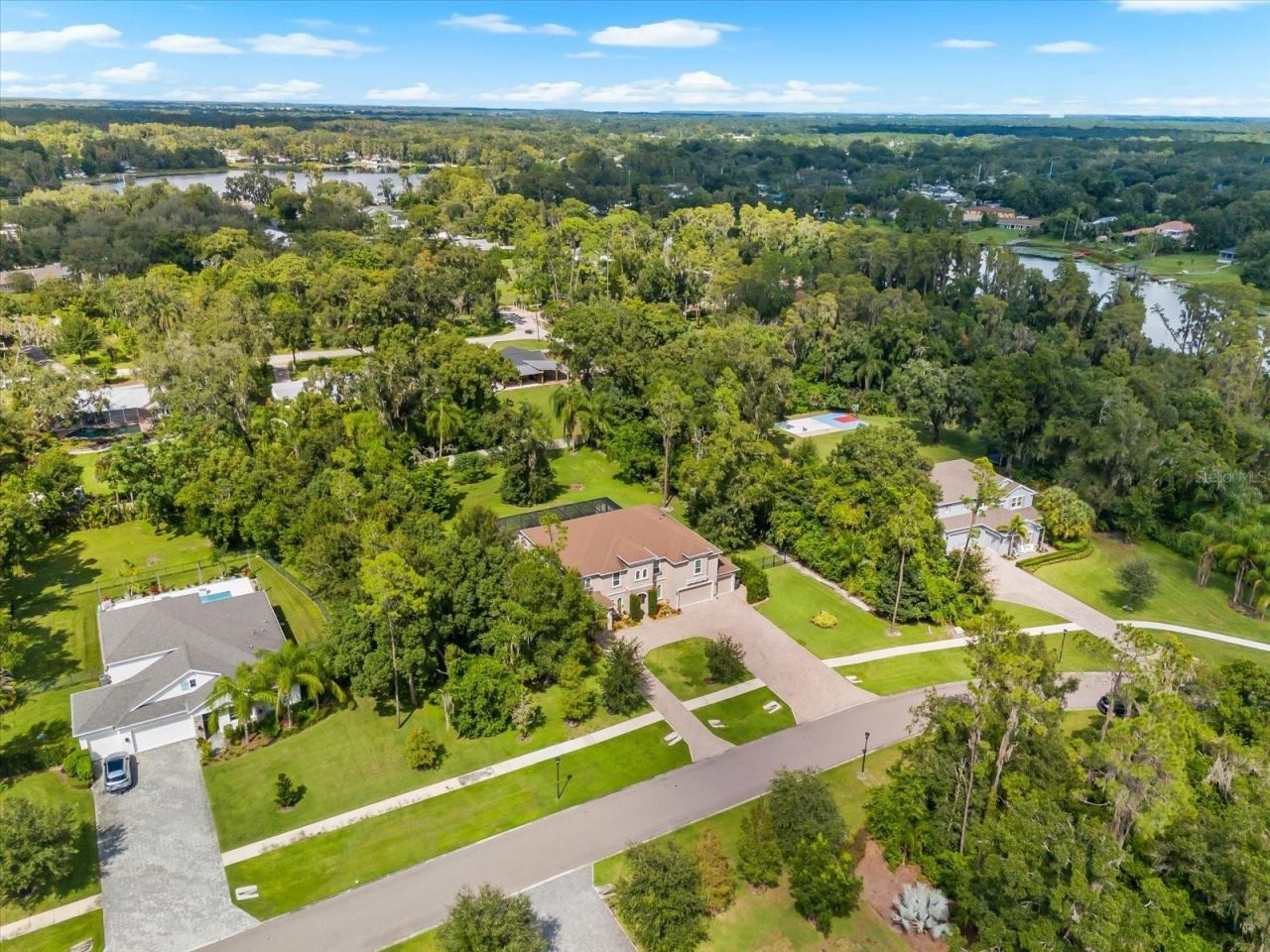 1118 Lake Hanna Drive, Lutz, FL 33549 Photo