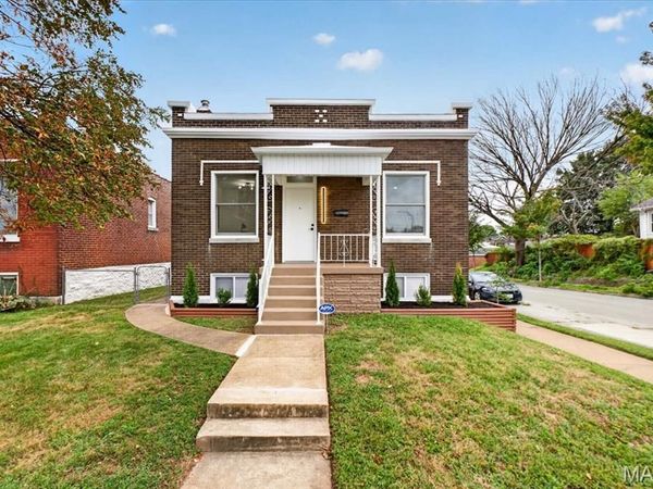 4372 Ellenwood Avenue , St Louis, MO 63116