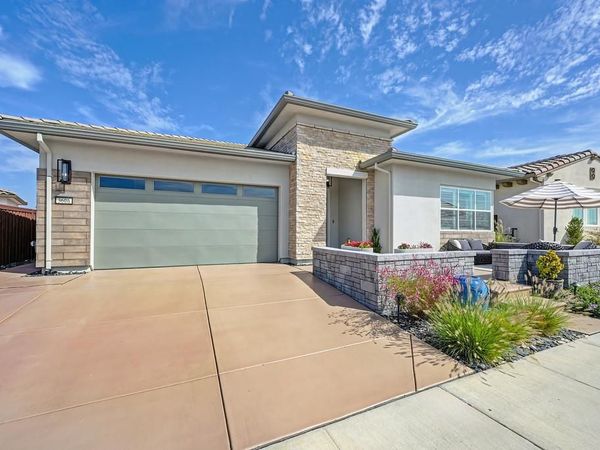 3606 Panorama Dr, Folsom, CA 95630