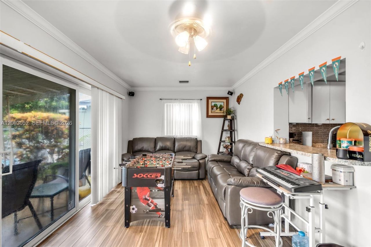 1830 N 54th Ave , Hollywood, FL 33021 Photo