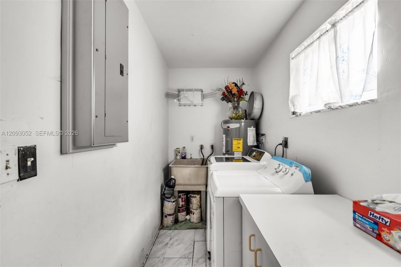 1830 N 54th Ave , Hollywood, FL 33021 Photo