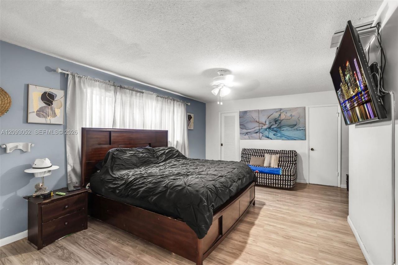 1830 N 54th Ave , Hollywood, FL 33021 Photo