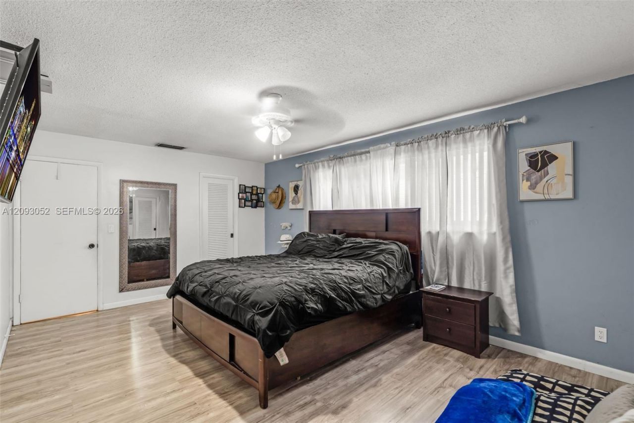 1830 N 54th Ave , Hollywood, FL 33021 Photo