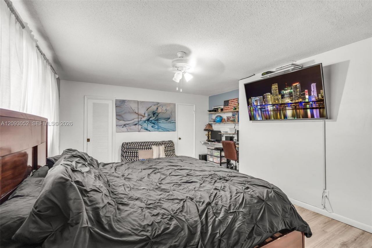 1830 N 54th Ave , Hollywood, FL 33021 Photo